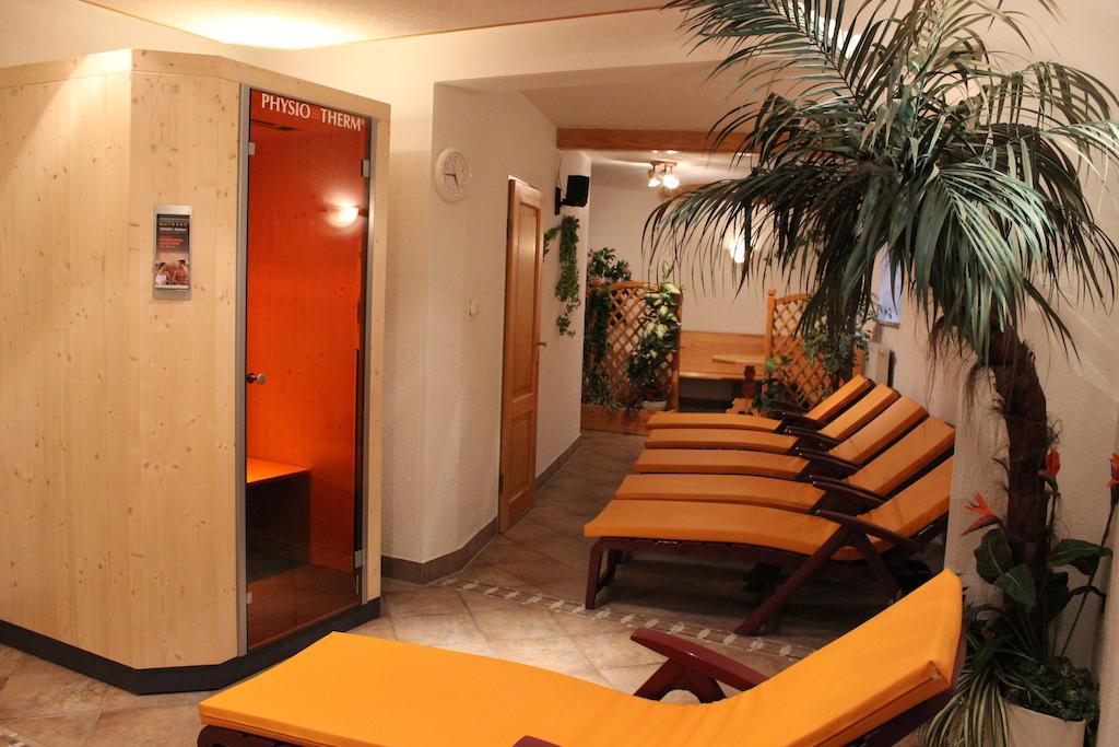 Landhotel Gasthof Zwota Klingenthal Buitenkant foto