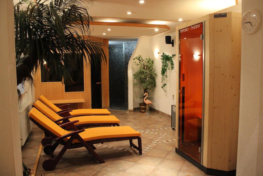 Landhotel Gasthof Zwota Klingenthal Buitenkant foto